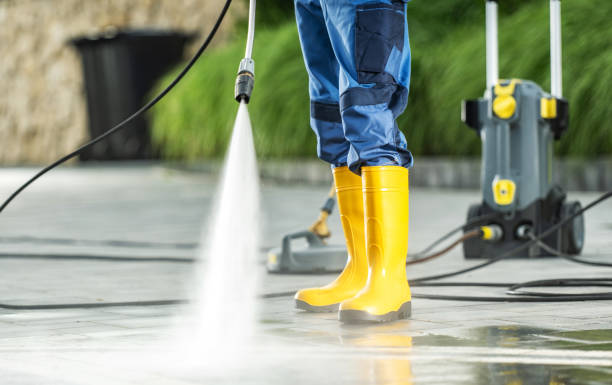 Best Roof Pressure Washing  in Bristol, WI